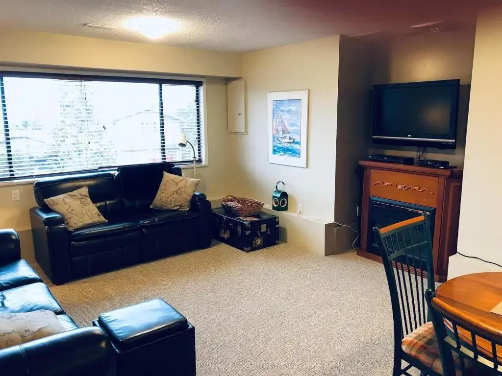 Sunshine Coast Suites