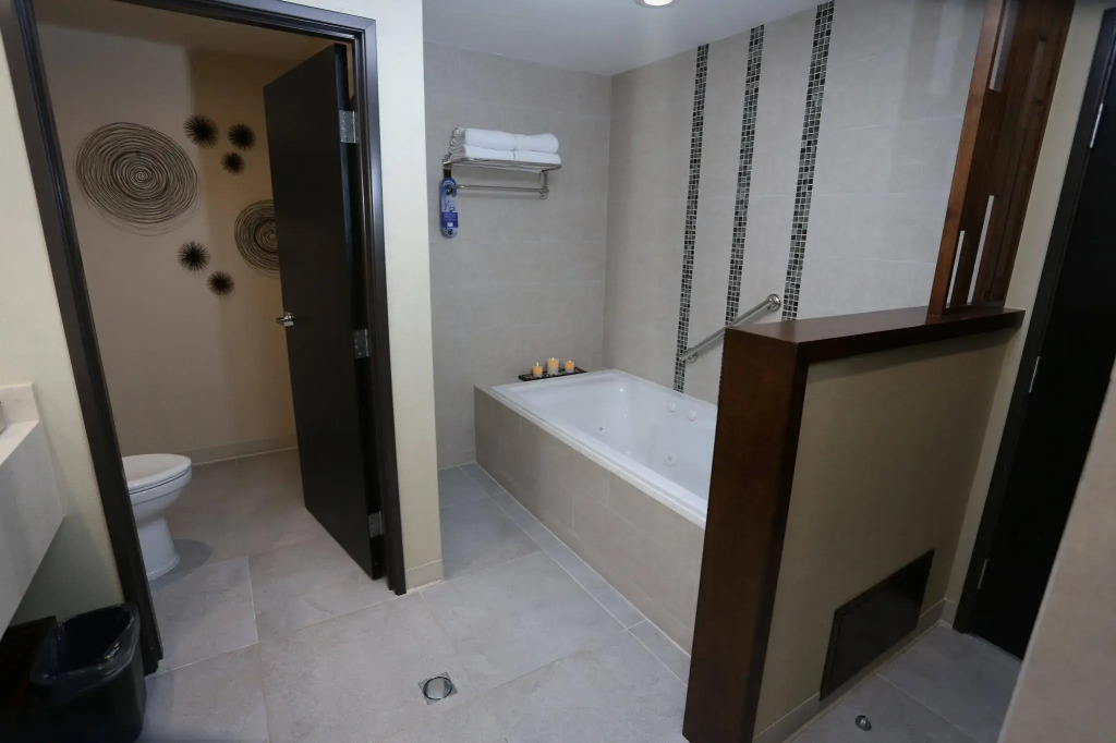 Holiday Inn Express & Suites Mexicali by IHG