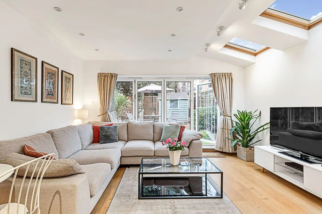 Garden Oasis In The Heart Of West London
