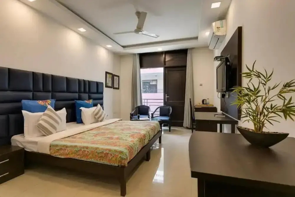 Park Luxury Studio