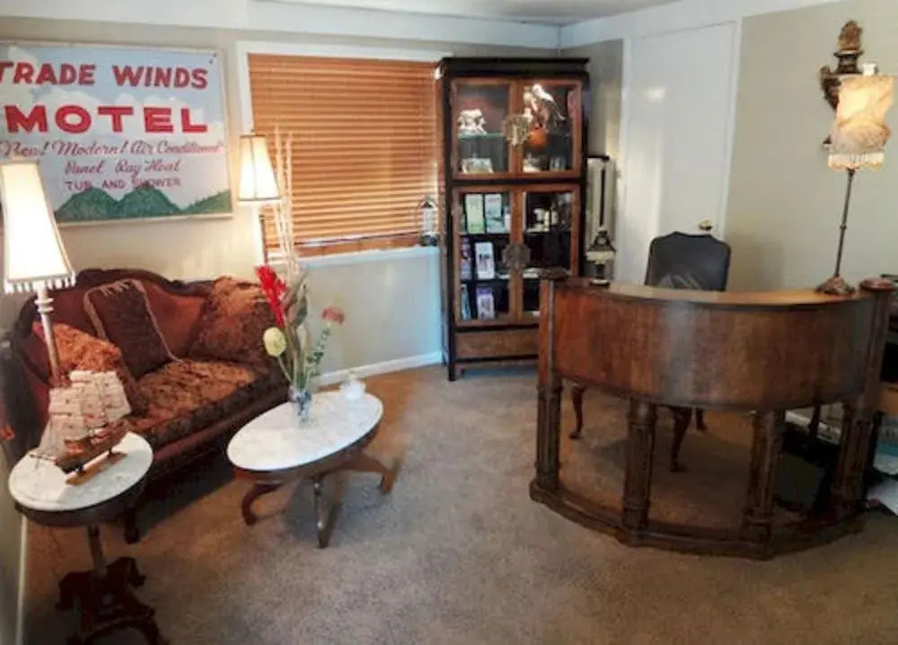 TradeWinds Lodging Bed and Breakfast