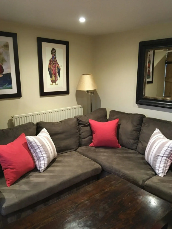 The Royal Oak Inn