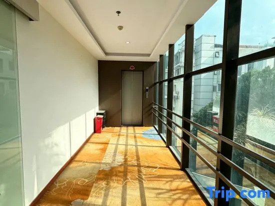 Xiamen Chain Island Seaside Hotel