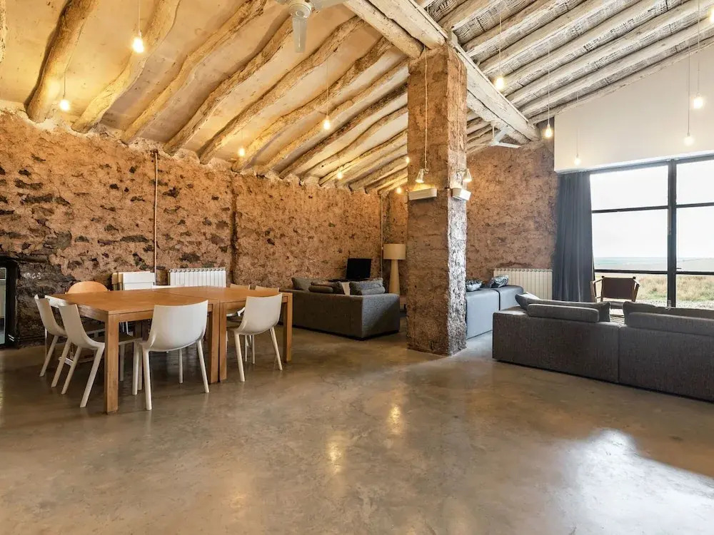 Cozy Fraga Country Escape