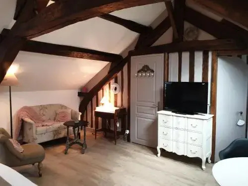 Danciennes chambres de bonnes