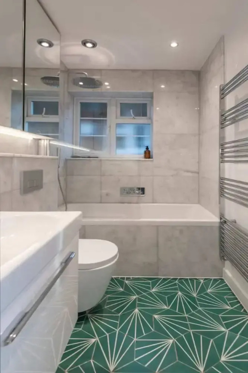 2 Bedroom Apartment - 200m From Richmond Park
