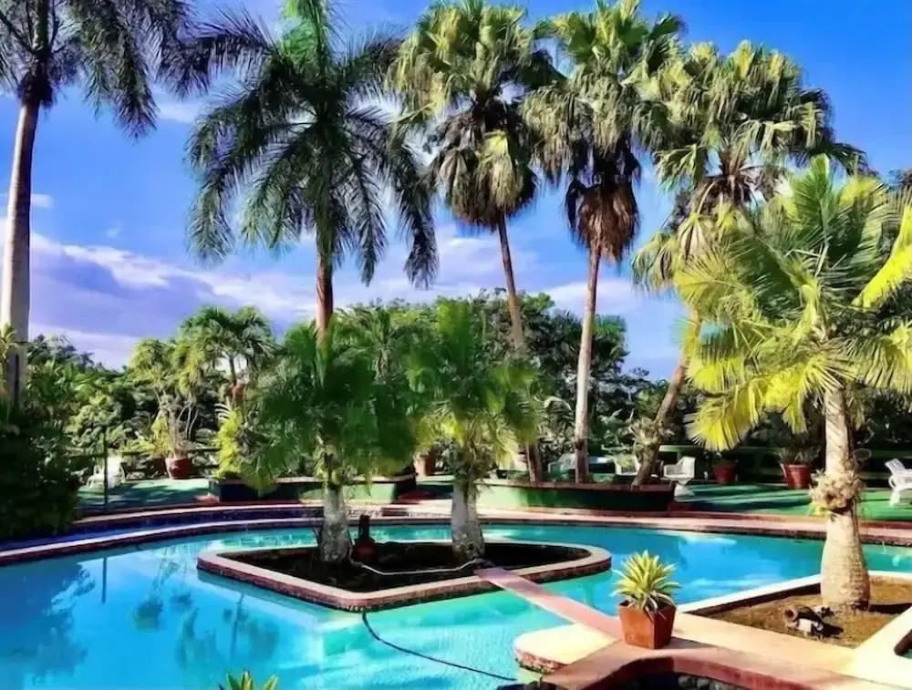 Serena Boutique Hotel