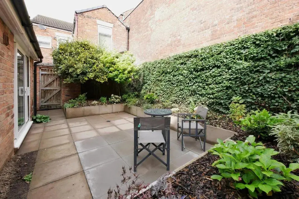 Crewe Short Lets 4 Victoria Court, Crewe