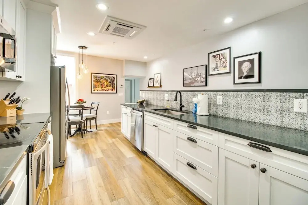Charming Alexandria Vacation Rental in Old Town!