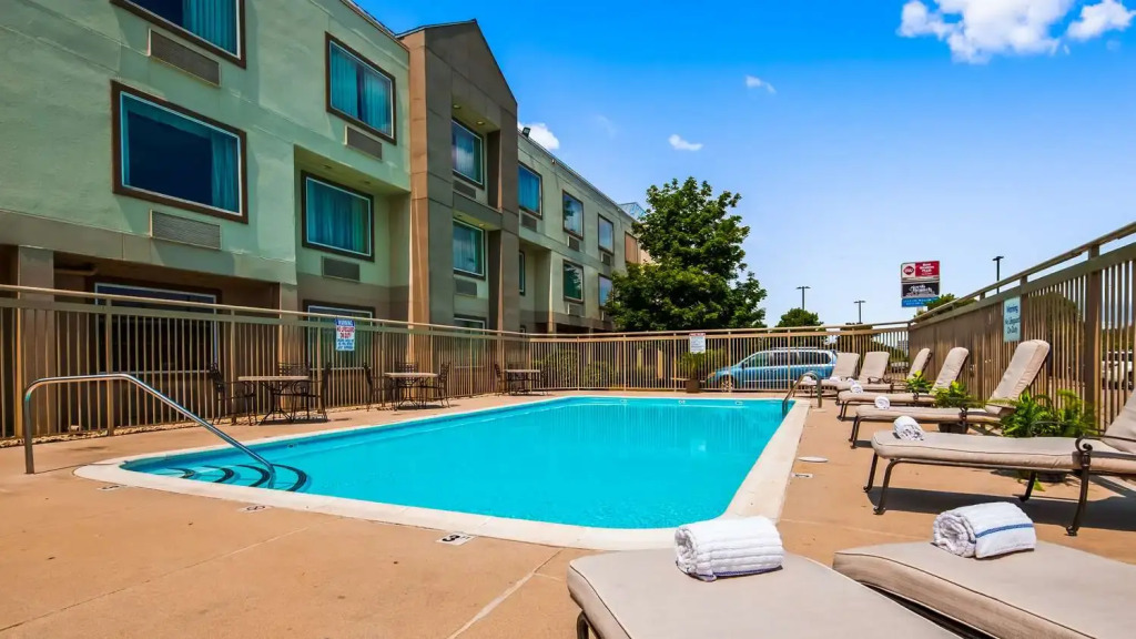 Best Western Glenview - Chicagoland Inn and Suites