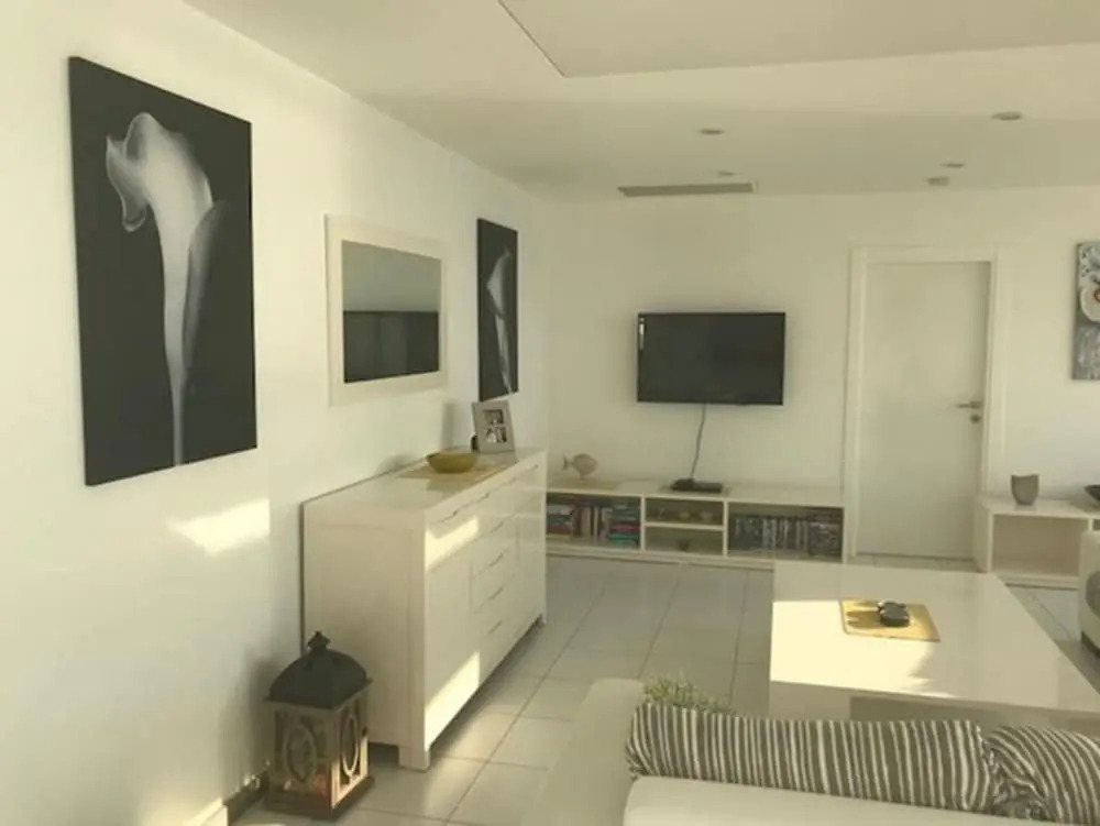 2 Bed Penthouse Apartment With Stunning Sea View