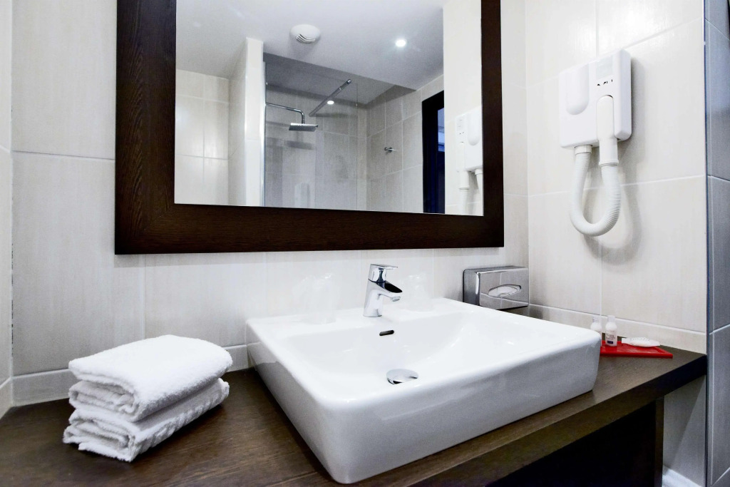 Enzo Hotels Metz Sud Augny by Kyriad Direct