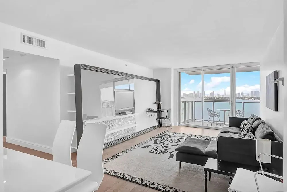 1100 West Avenue By MWG Hospitality
