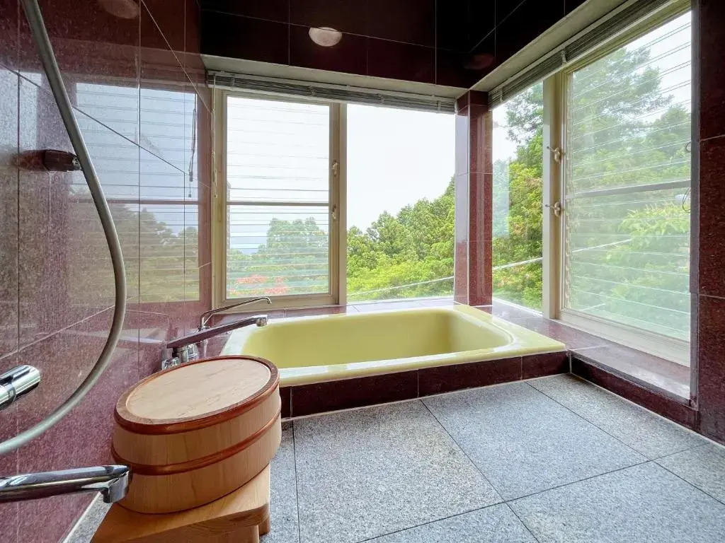 Suite Villa Ocean Terrace Atami
