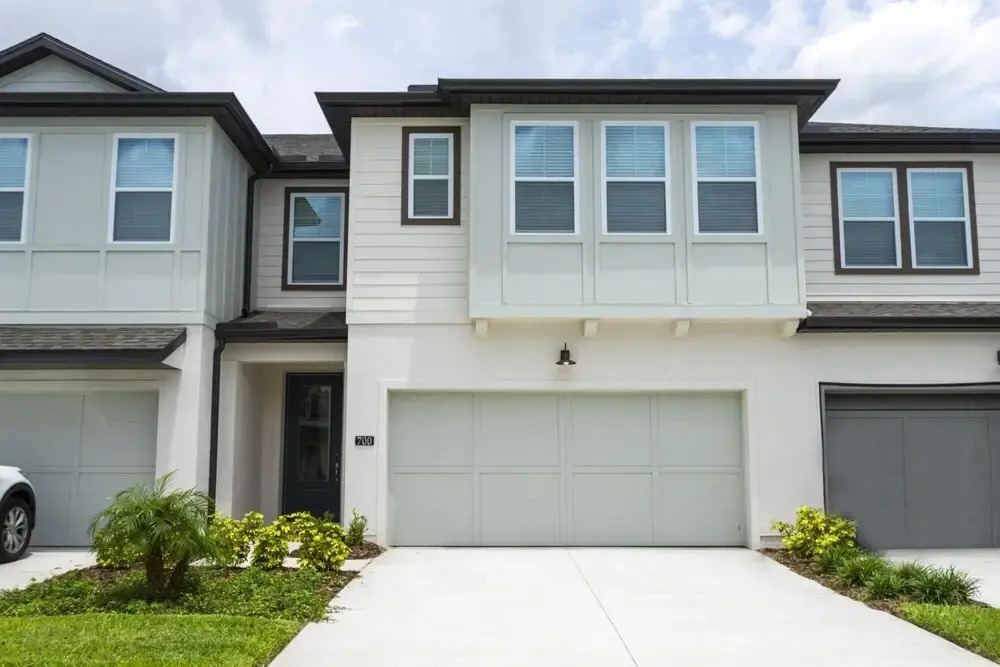 Magnificent 4Bd Close to Disney Enclave at Festival 700