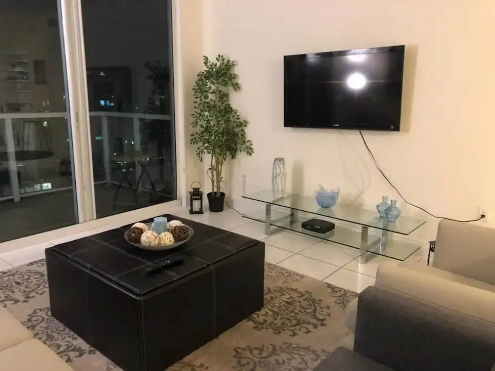 Sunny Isles 2 Bedroom
