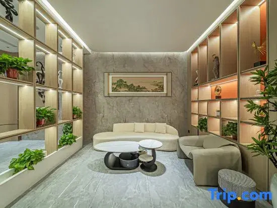 Wanzhu Hotel (Dongfanghong Square · Gannan Road Branch)
