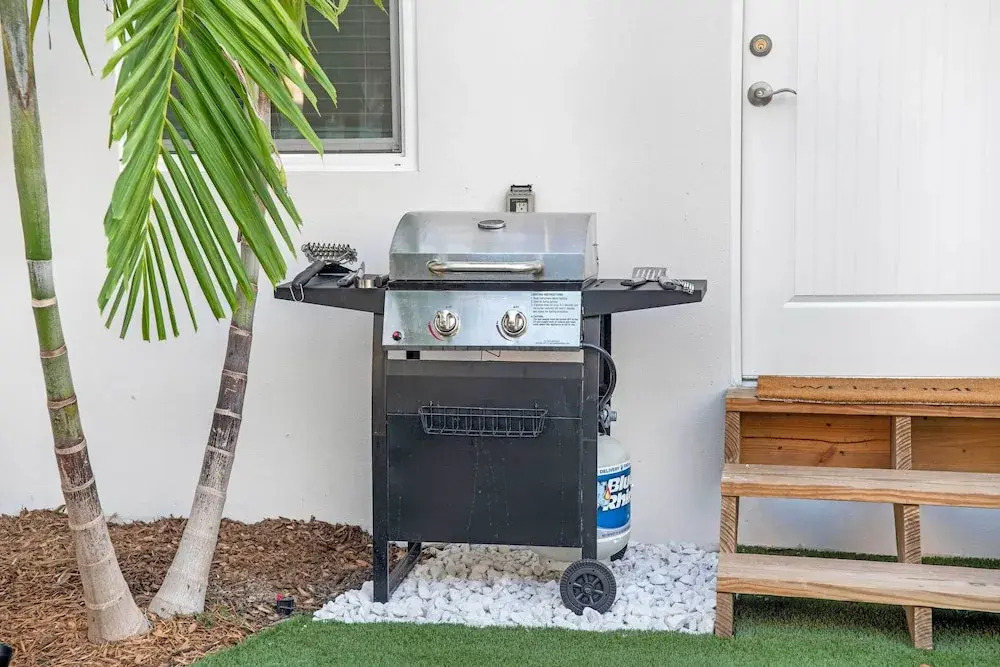 Heated Pool, Mini Golf & Cabana: Bradenton Retreat