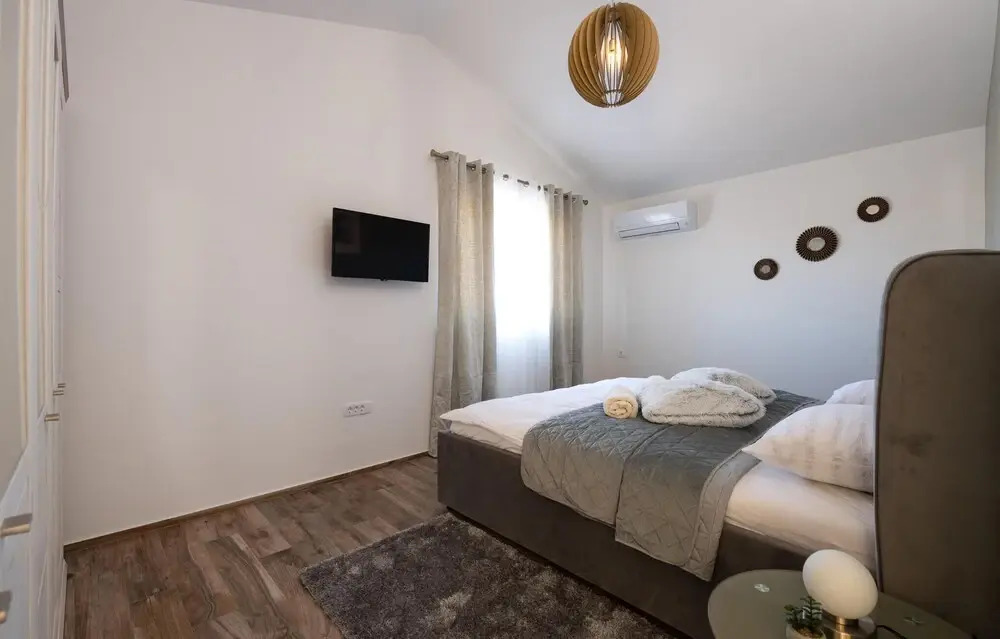 Nice Home in Medulin With 3 Bedrooms, Wifi and Outdoor Swimming Pool