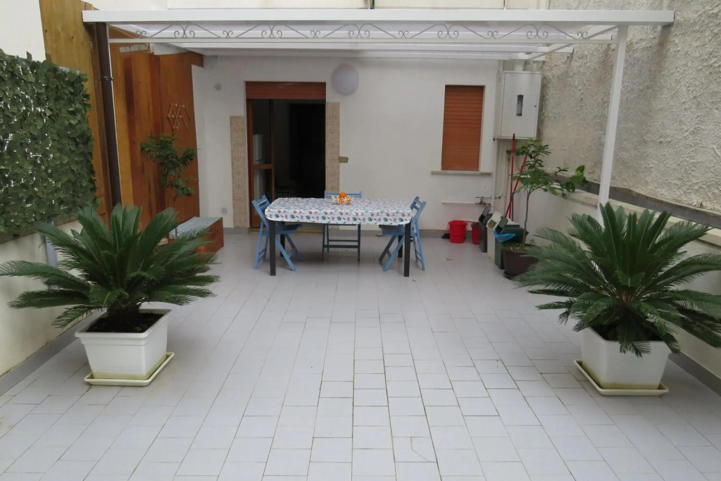 Sofi apartment