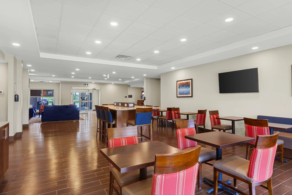 Comfort Inn & Suites