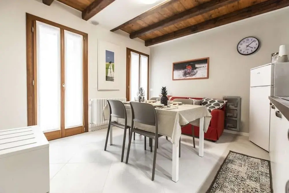 Venetian Exclusive Apartment R&R
