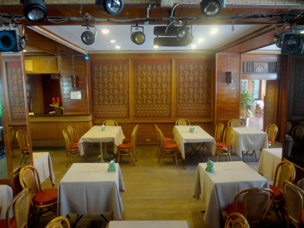 Baiyoke Chalet Hotel