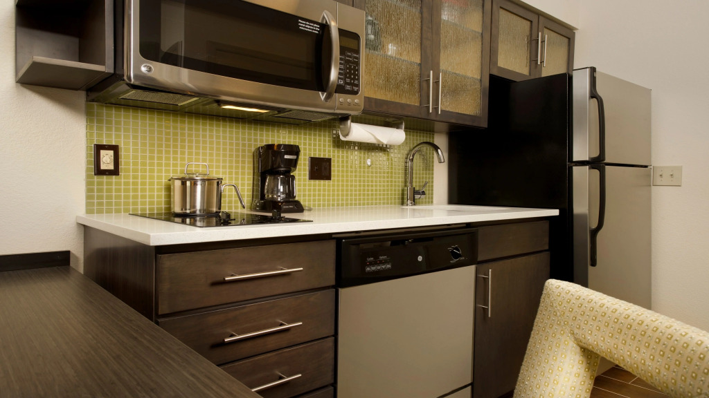Candlewood Suites Alexandria - Fort Belvoir by IHG