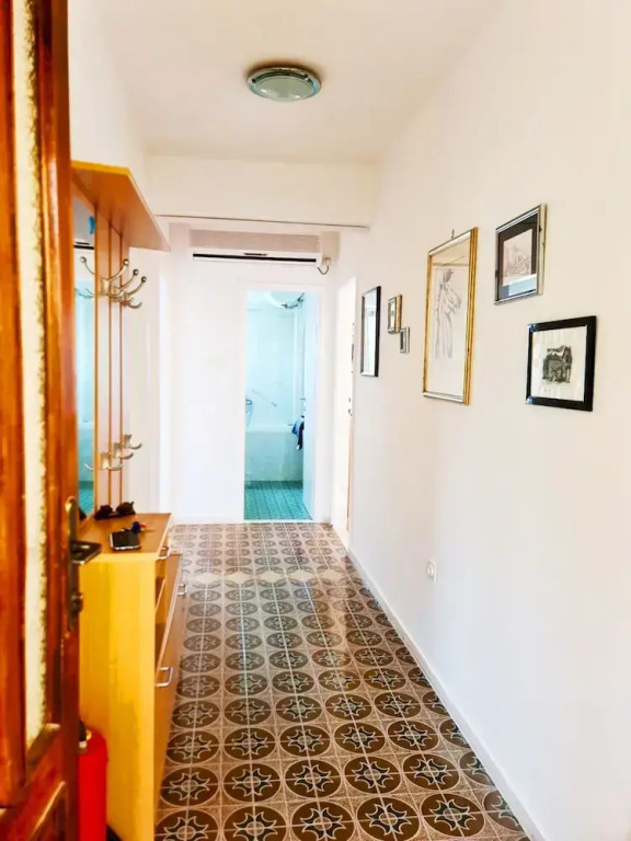 Insideout Apartment
