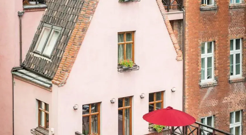 Vincent OldTown Apartments