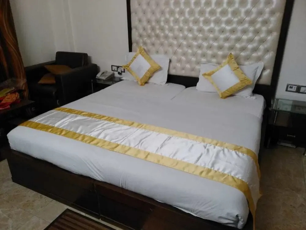 Super 51 Hotel