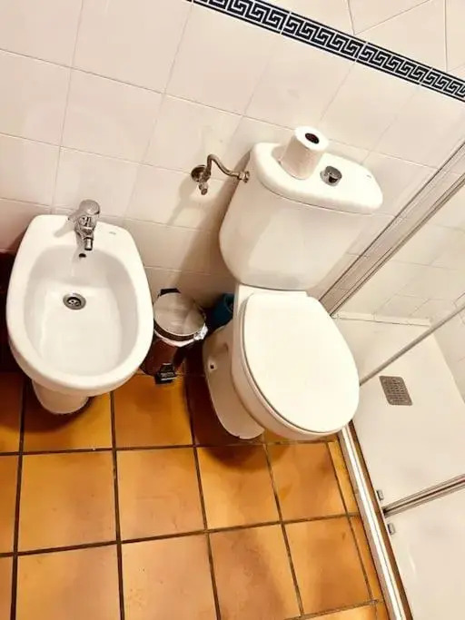 Charming, spacious Albayzin apartment