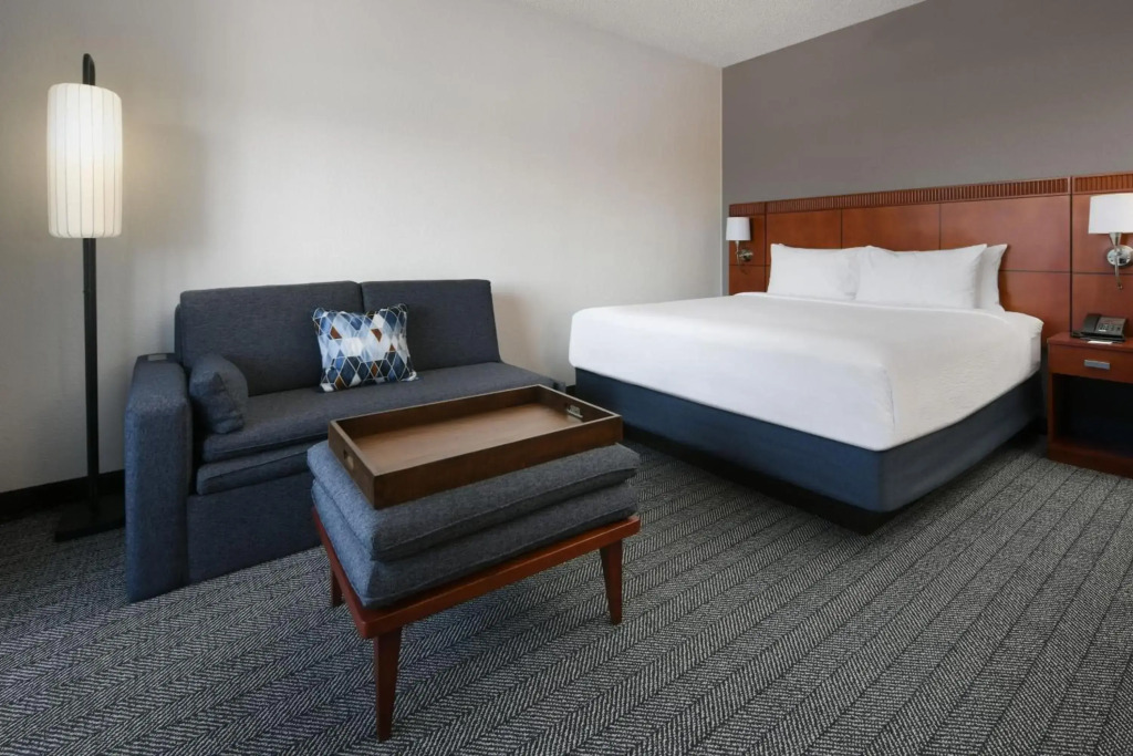 Courtyard Dallas Las Colinas