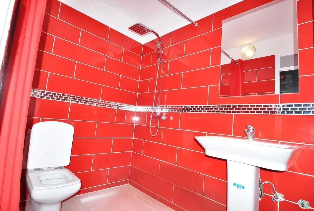 Appartement 2 chambres tout confort, Plage de SAÏDIA à 700m, CLIM, WIFI, parking gratuit