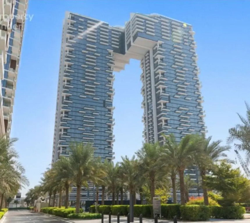 HomesGetaway-2BR Apt in 1 Residences