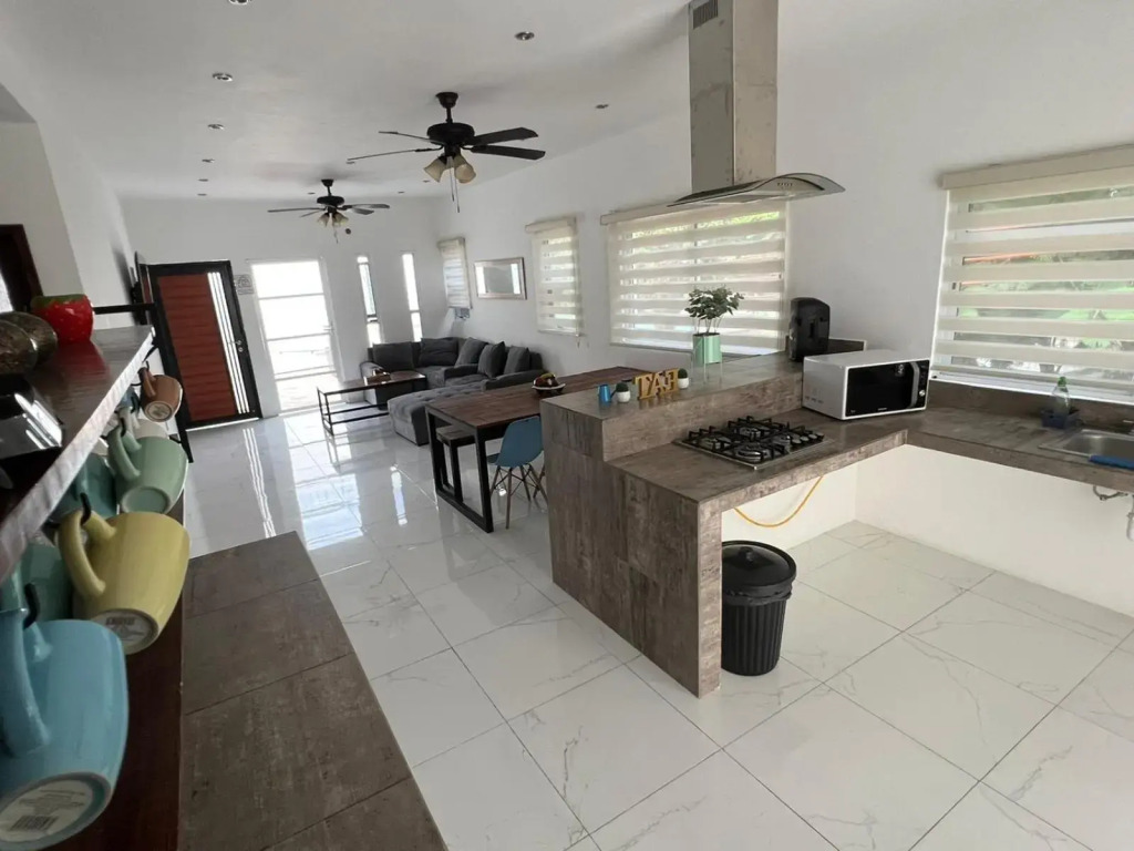 Casa Paloma 2 En Segunda Planta Cerca De Aeropuerto Y Centro Comercial