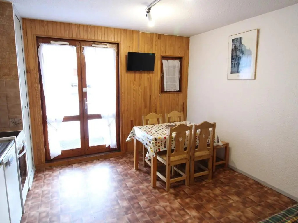 Appartement Lanslevillard, 2 pièces, 4 personnes - FR-1-508-231