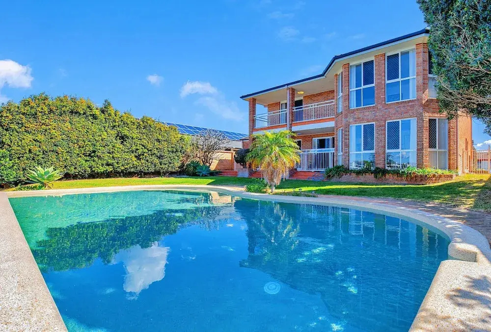 Kozyguru | Mermaid Waters | Waterfront With Private Jetty
