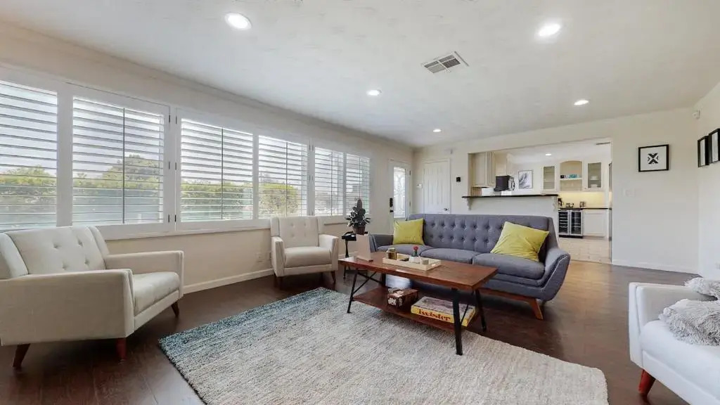 PRIVATE 4BR Near LAX & Beaches Playa Vista