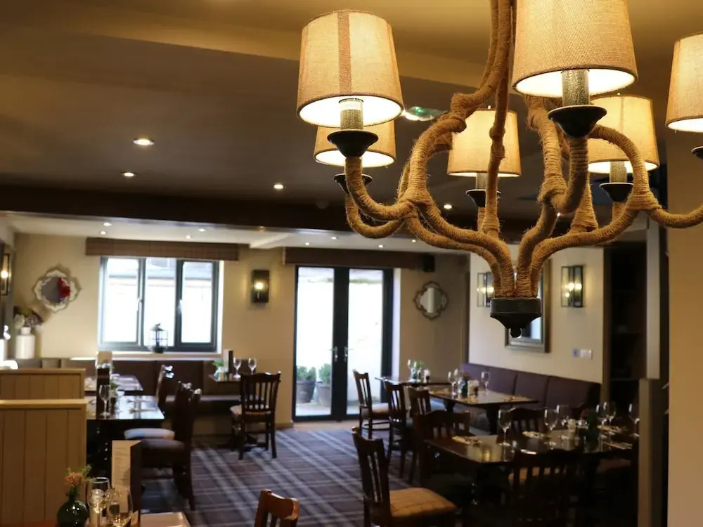 Royal Oak Hotel