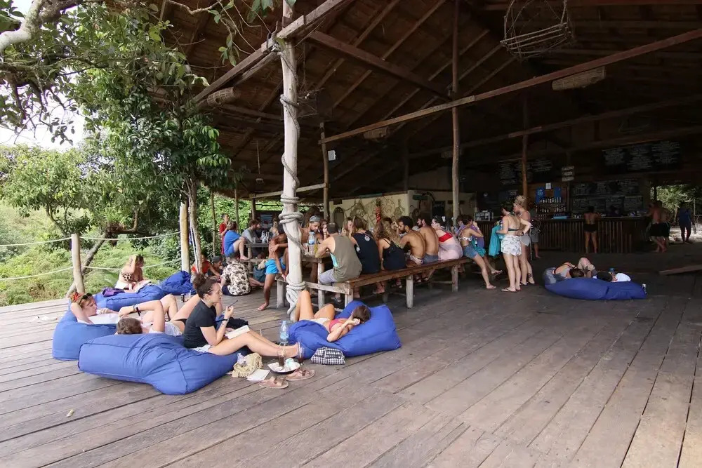 Mad Monkey Koh Rong Samloem