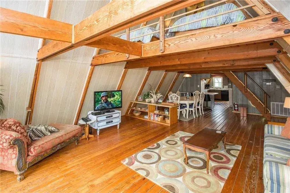 Sea Loft by RedAwning