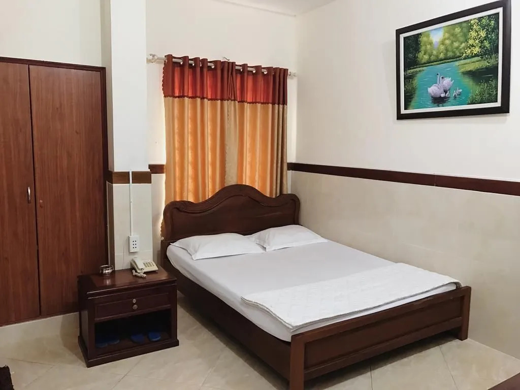 Tan Cuu Long Hotel