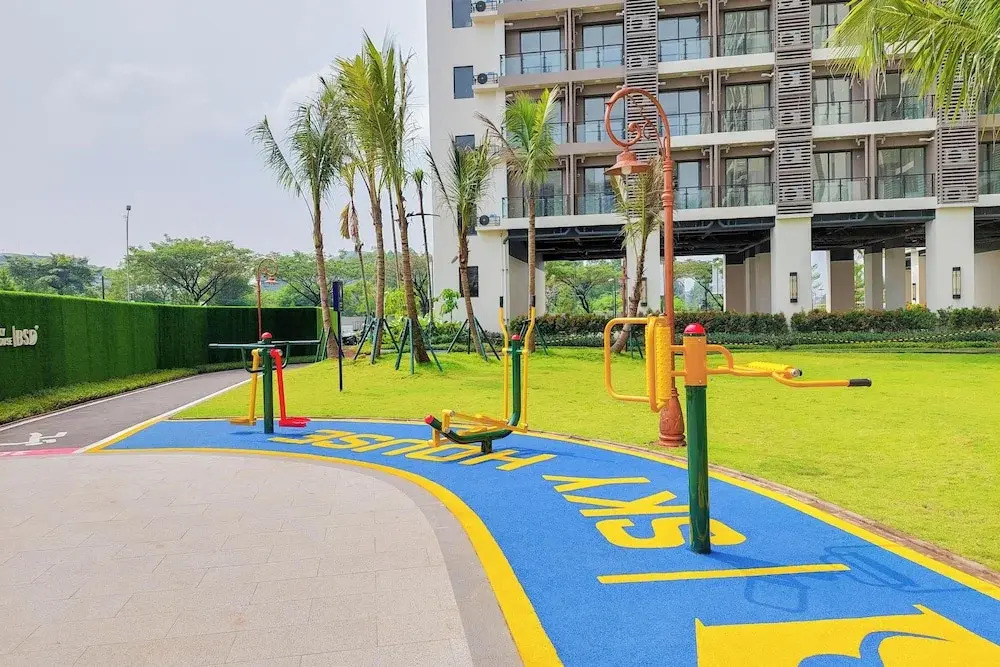 2Br Near Prasetiya Mulya University At Sky House Bsd Apartment