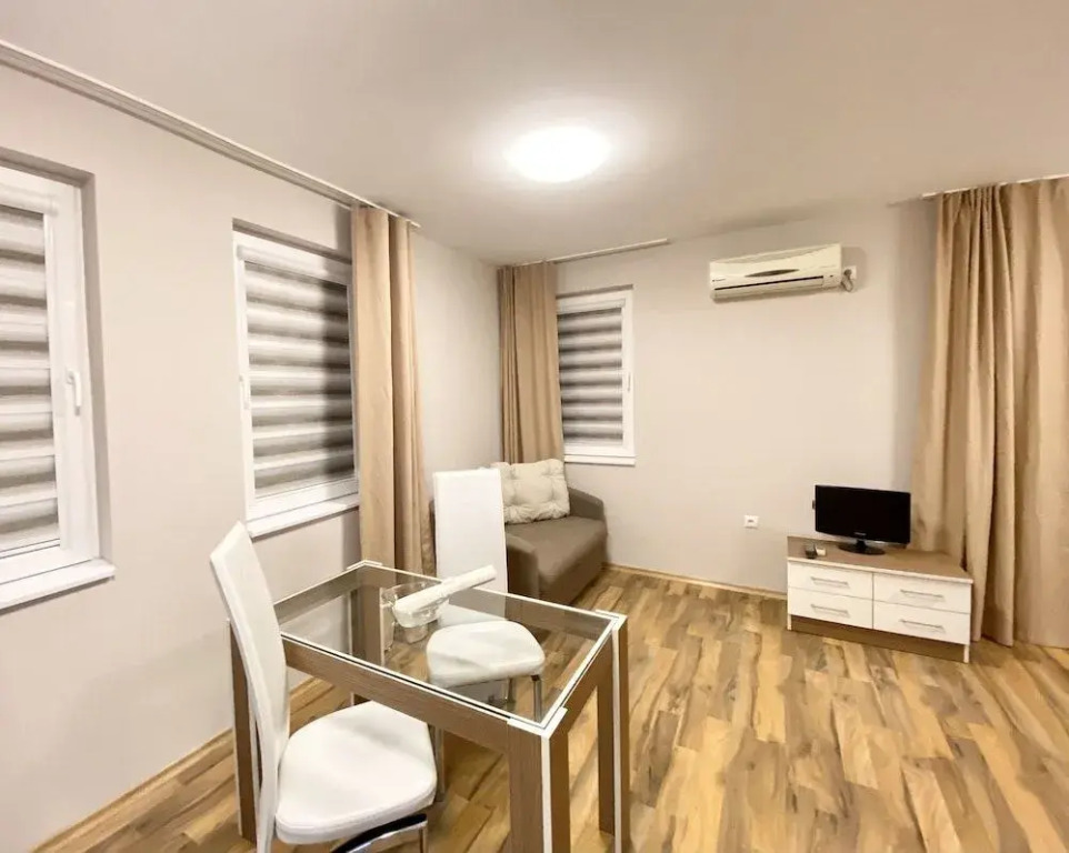 Apartment Perushtiza