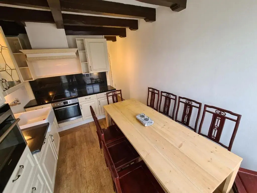 Appartement Havenzicht, gelegen aan zee met zeezicht