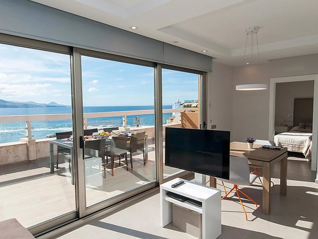 Beachfront Las Canteras Apart.Naut