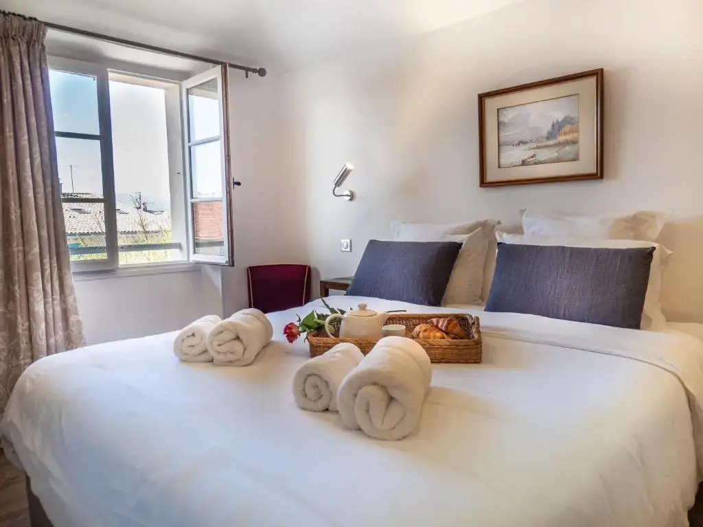 Charmant appartement spacieux pour 6P vue mer vieil Antibes
