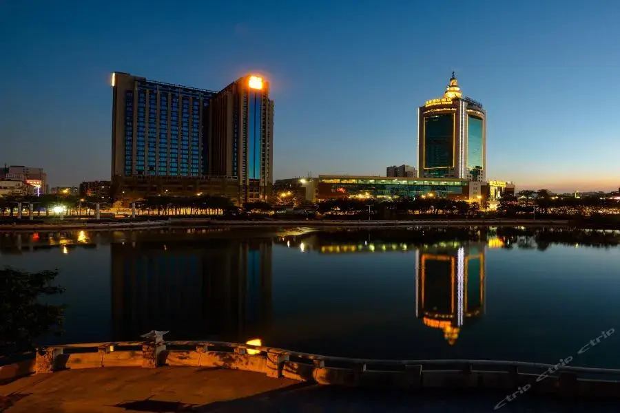 Grand Honor International Hotel