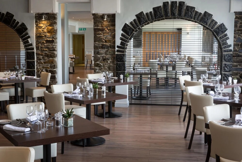Sandy Cove Hotel